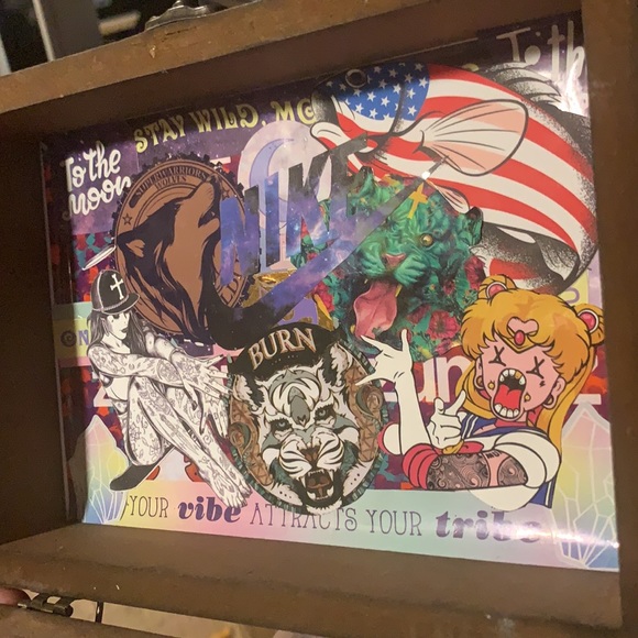 Custom Boxes - Picture 3 of 4